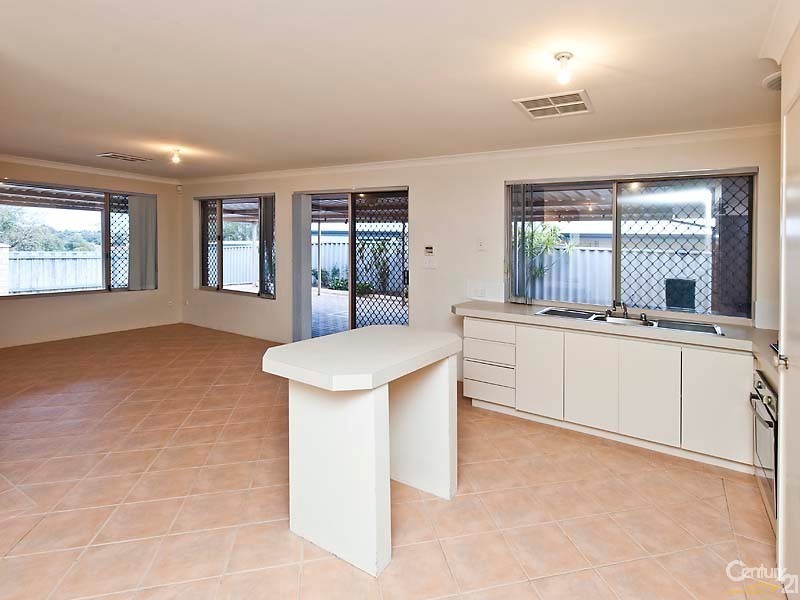 28 Daydream Way, Ridgewood WA 6030