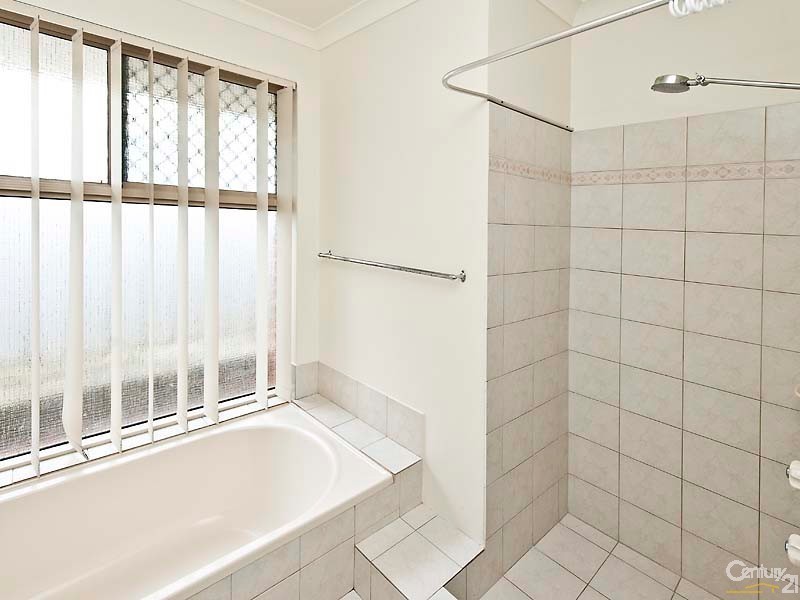 28 Daydream Way, Ridgewood WA 6030
