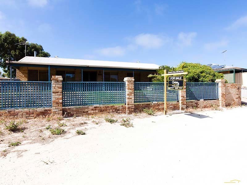 92 Lagoon Drive, Yanchep WA 6035