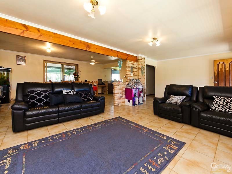 92 Lagoon Drive, Yanchep WA 6035