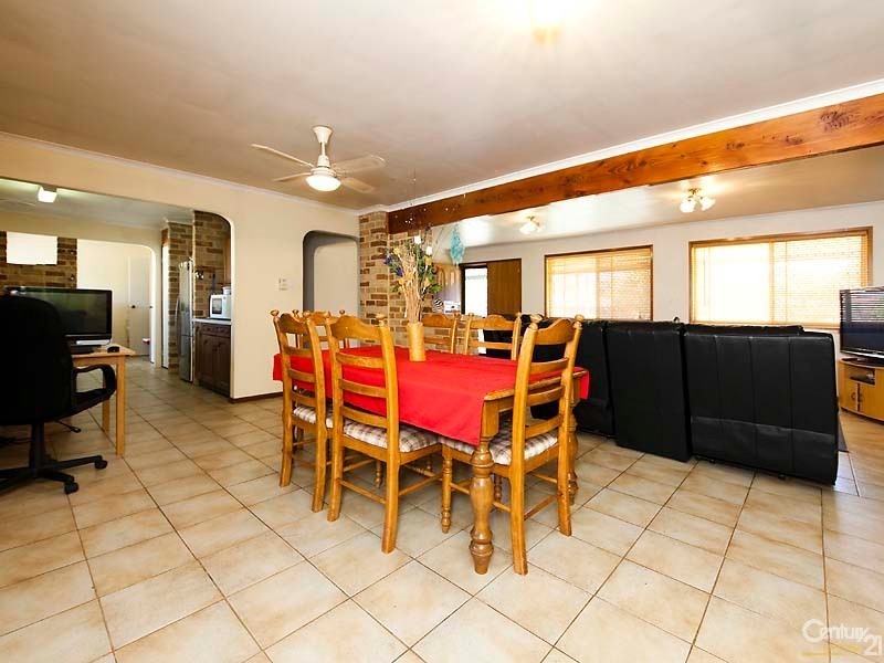 92 Lagoon Drive, Yanchep WA 6035