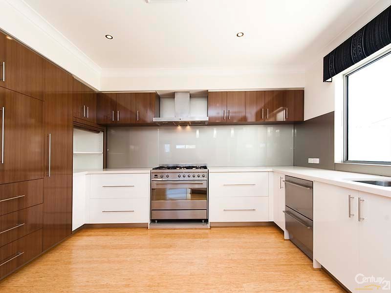 20 Quarram Cres, Burns Beach WA 6028