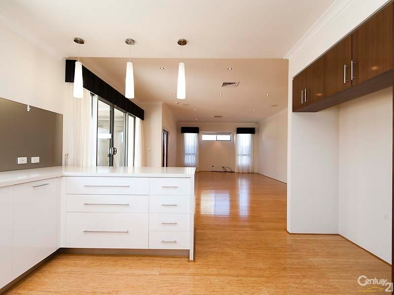 20 Quarram Cres, Burns Beach WA 6028