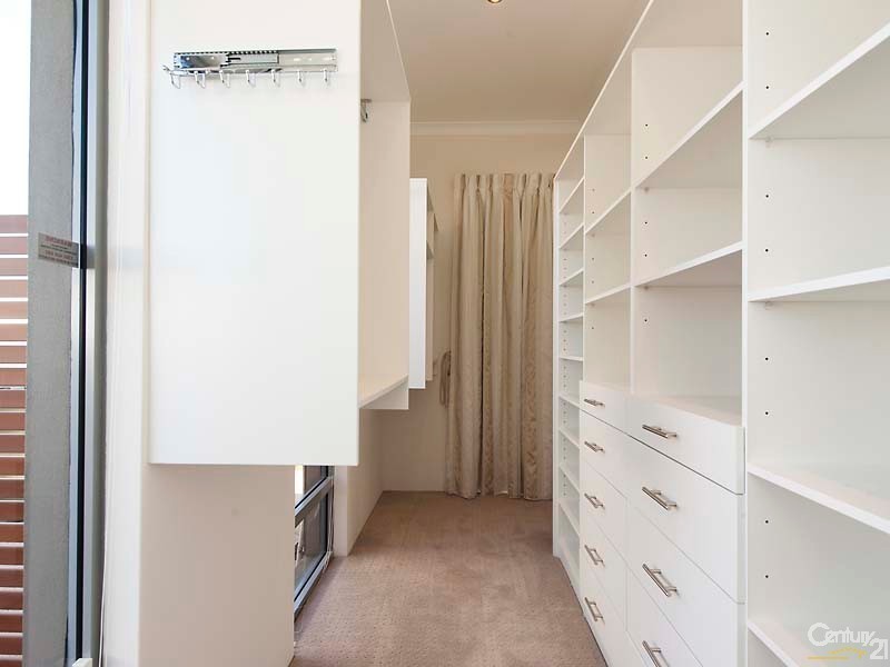 20 Quarram Cres, Burns Beach WA 6028