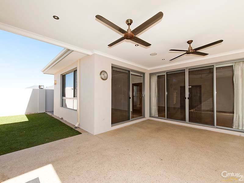 20 Quarram Cres, Burns Beach WA 6028