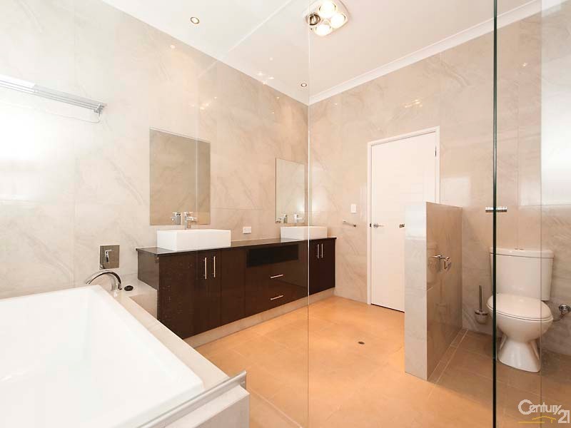 20 Quarram Cres, Burns Beach WA 6028