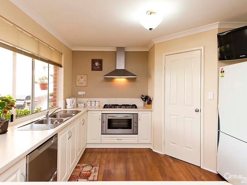 36 Shelburne Gardens, Ridgewood WA 6030