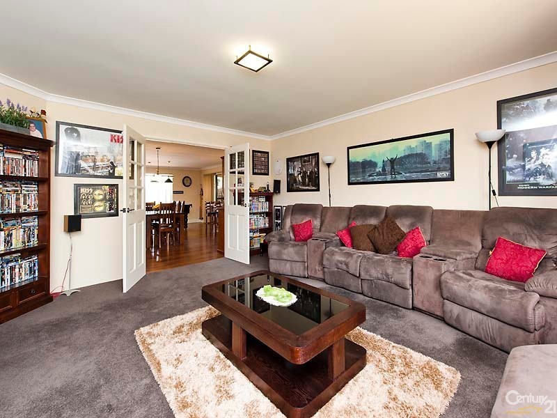 36 Shelburne Gardens, Ridgewood WA 6030