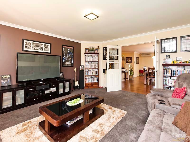 36 Shelburne Gardens, Ridgewood WA 6030