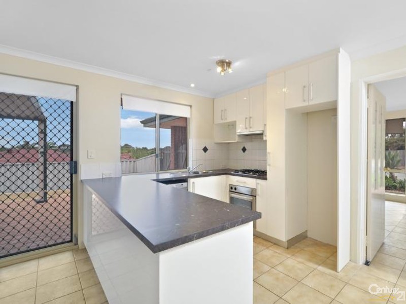 4 Glennon View, Clarkson WA 6030