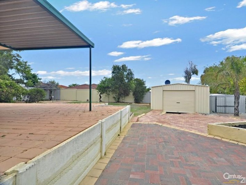 4 Glennon View, Clarkson WA 6030