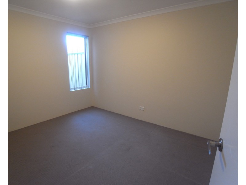 9 Hollywood Heights, Clarkson WA 6030