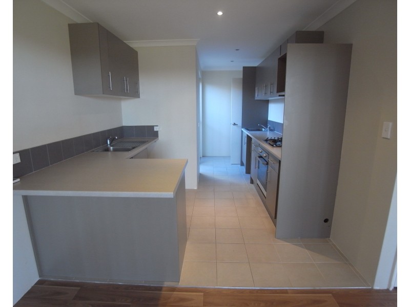 9 Hollywood Heights, Clarkson WA 6030