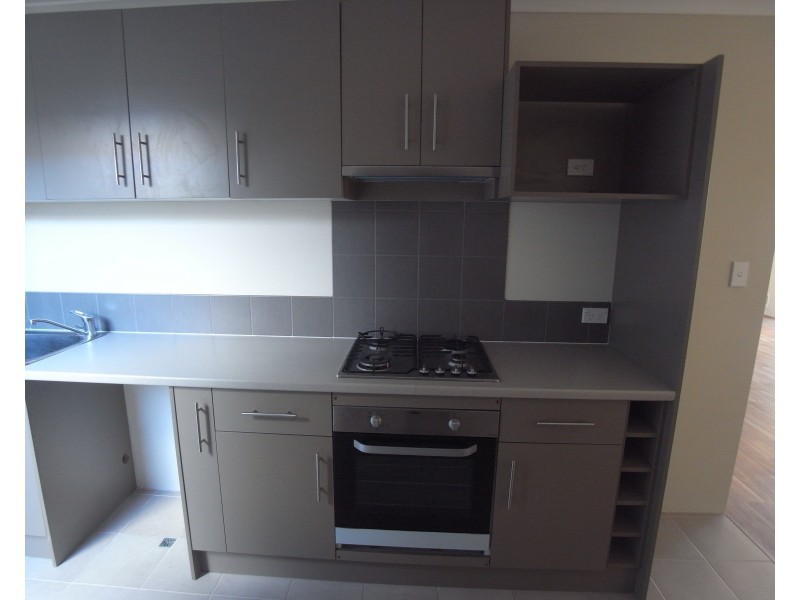 9 Hollywood Heights, Clarkson WA 6030