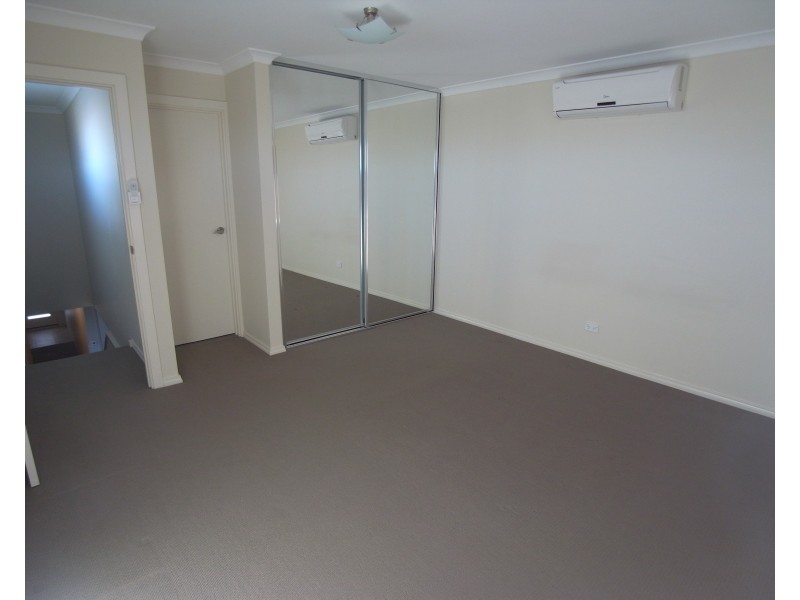 9 Hollywood Heights, Clarkson WA 6030