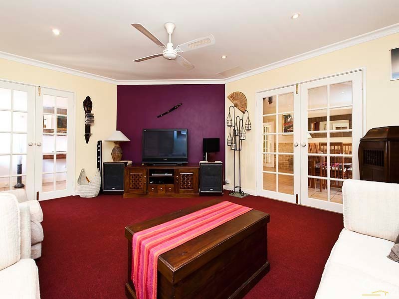 8 Accra Way, Quinns Rocks WA 6030