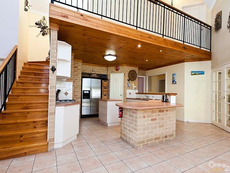 8 Accra Way, Quinns Rocks WA 6030