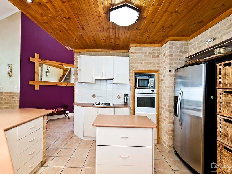8 Accra Way, Quinns Rocks WA 6030