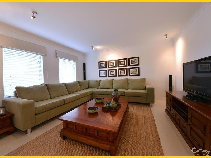 12 Somerly Drive, Clarkson WA 6030