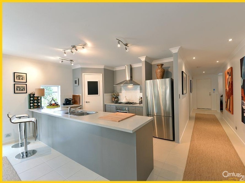 12 Somerly Drive, Clarkson WA 6030