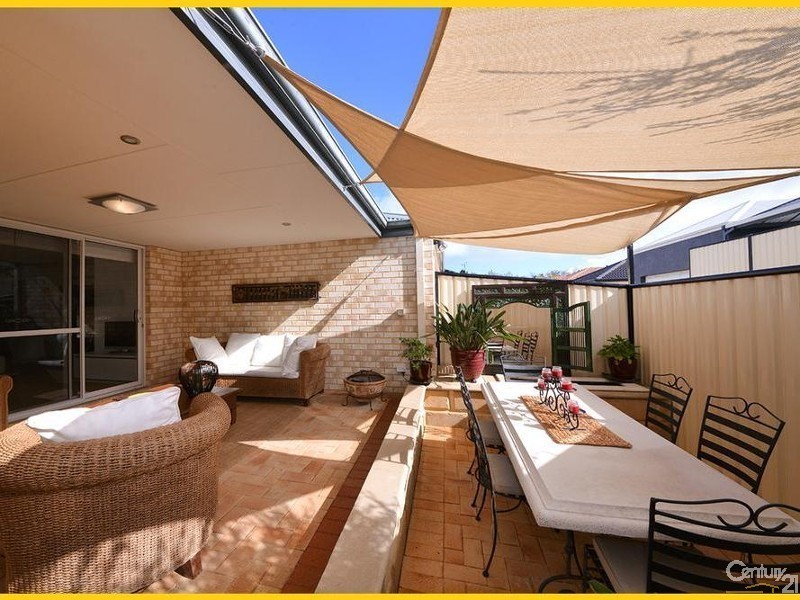 12 Somerly Drive, Clarkson WA 6030