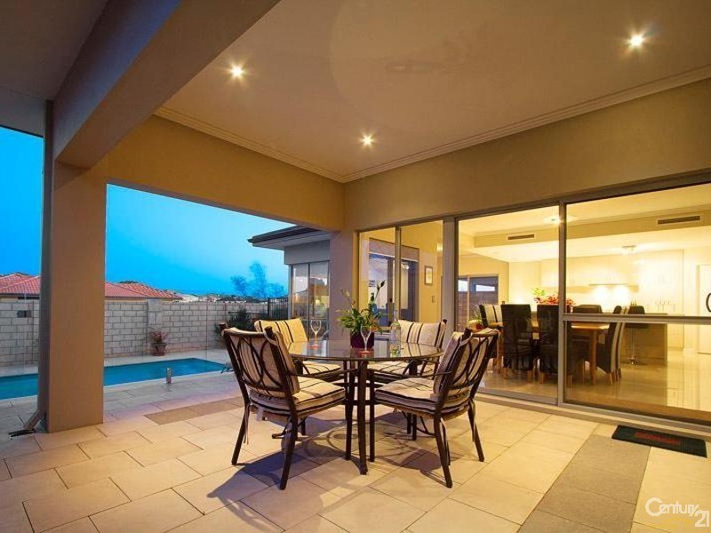 9 Tulsa Court, Mindarie WA 6030