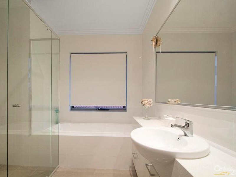 9 Tulsa Court, Mindarie WA 6030