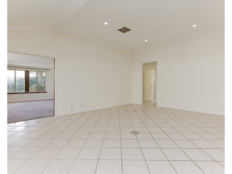 19 Imari Retreat, Mindarie WA 6030