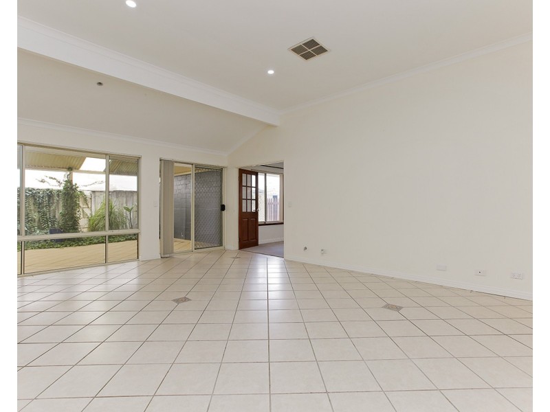 19 Imari Retreat, Mindarie WA 6030