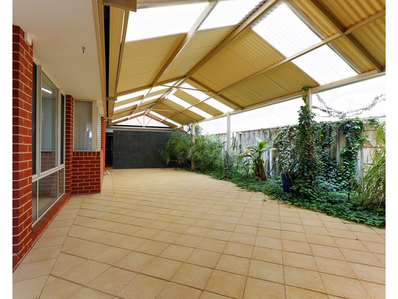 19 Imari Retreat, Mindarie WA 6030