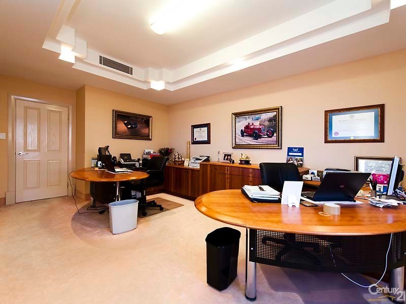 5 Kings Lynn Rise, Mindarie WA 6030