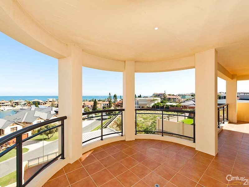 5 Kings Lynn Rise, Mindarie WA 6030