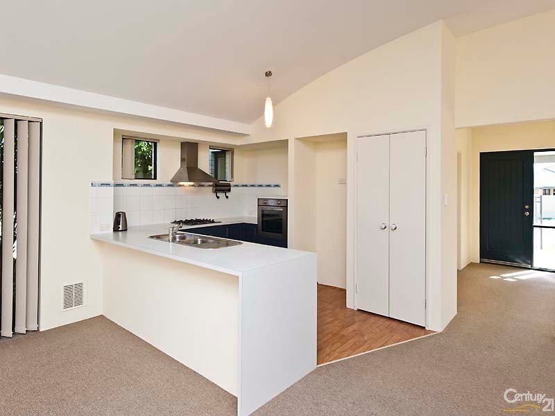 16 Carlin Way, Butler WA 6036