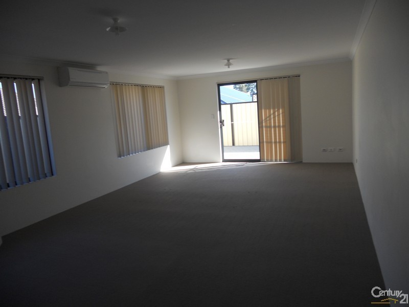 62 Somerly Drive, Clarkson WA 6030