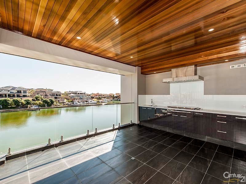 1/4 Itea Place, Mindarie WA 6030