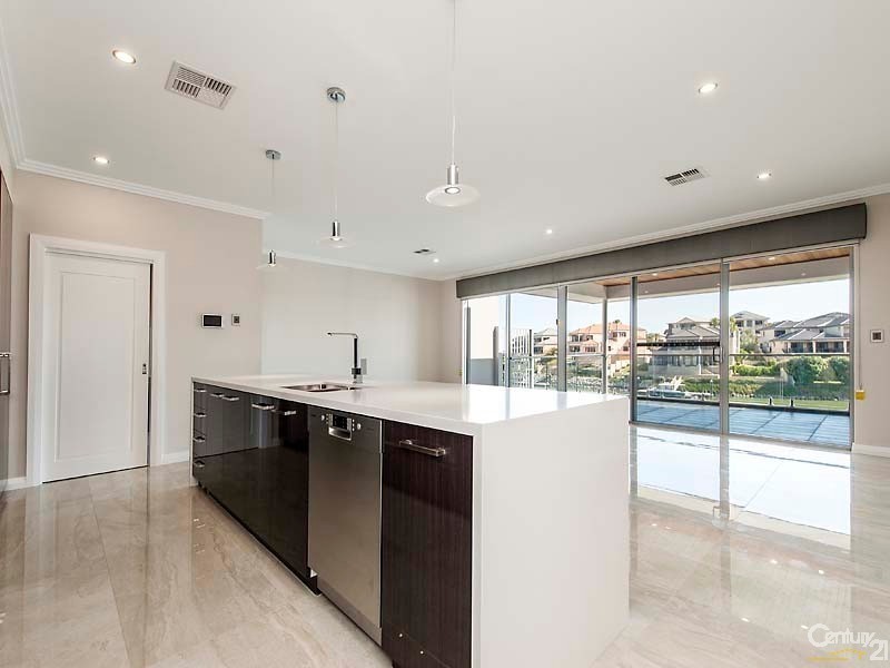 1/4 Itea Place, Mindarie WA 6030