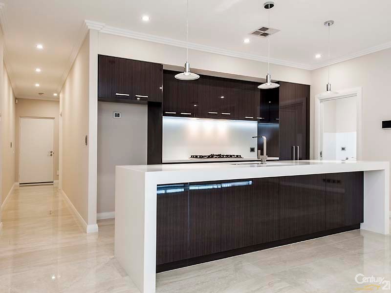 2/4 Itea Place, Mindarie WA 6030