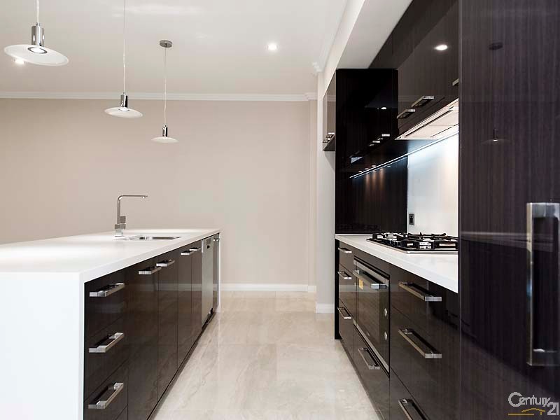 2/4 Itea Place, Mindarie WA 6030