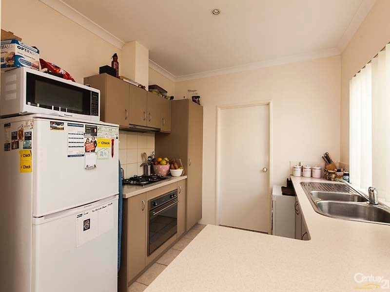 2 Penola Court, Clarkson WA 6030