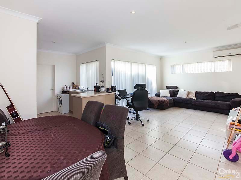 2 Penola Court, Clarkson WA 6030