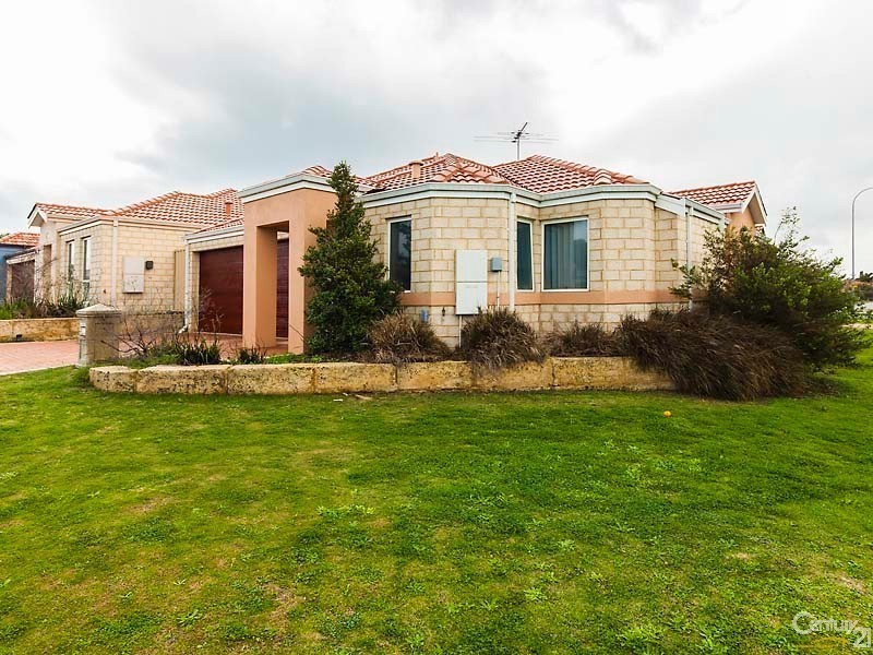2 Penola Court, Clarkson WA 6030
