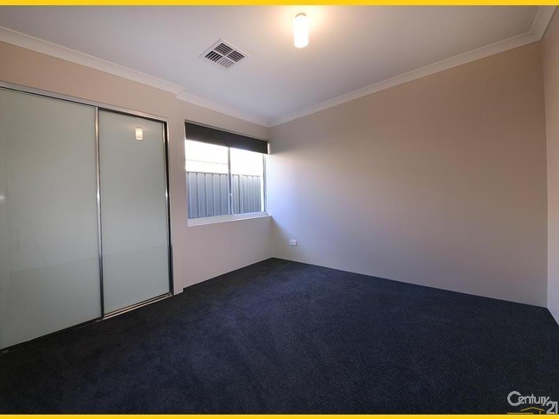 32 Parkland Drive, Yanchep WA 6035
