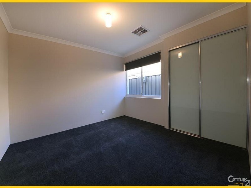 32 Parkland Drive, Yanchep WA 6035