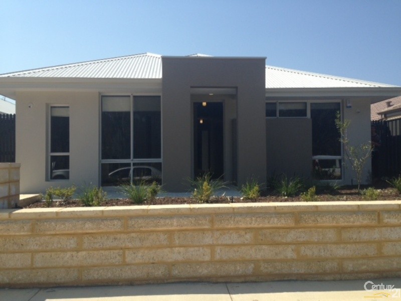 32 Parkland Drive, Yanchep WA 6035