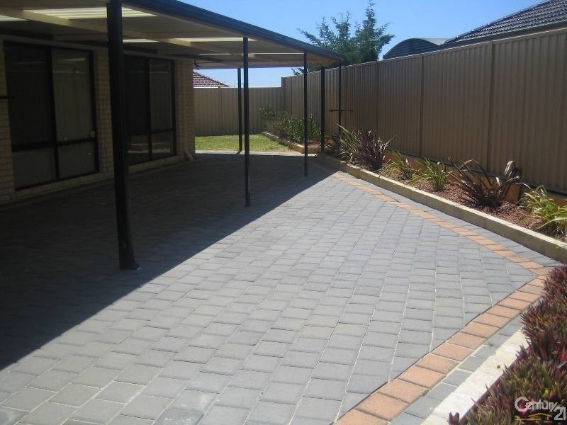 3 Saintfield Corner, Ridgewood WA 6030