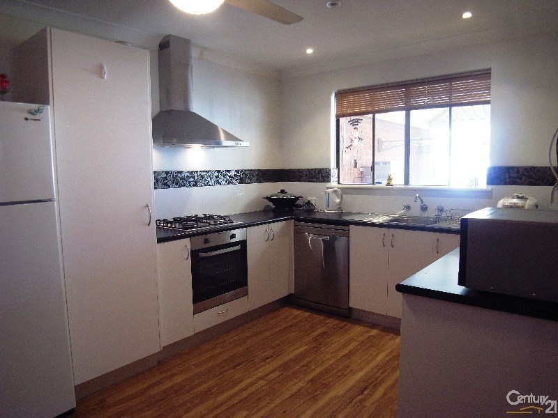 4B Wampum Place, Heathridge WA 6027