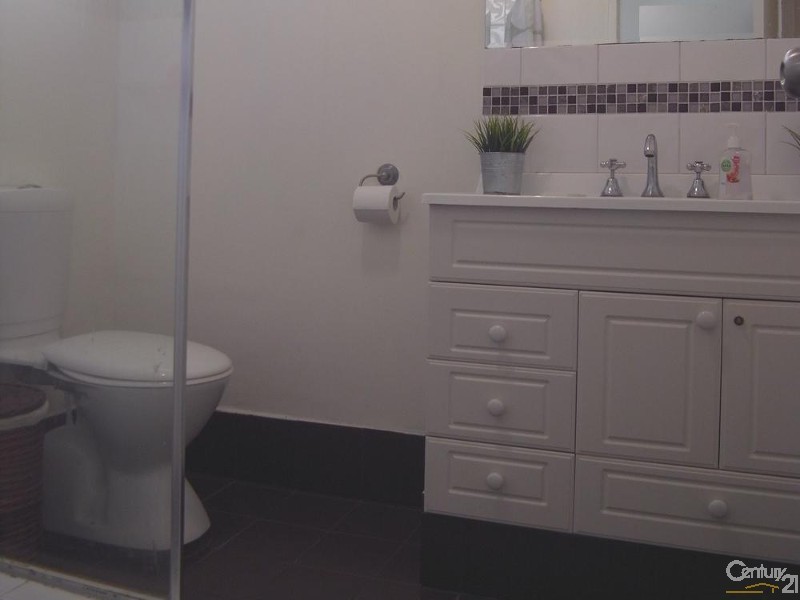 4B Wampum Place, Heathridge WA 6027