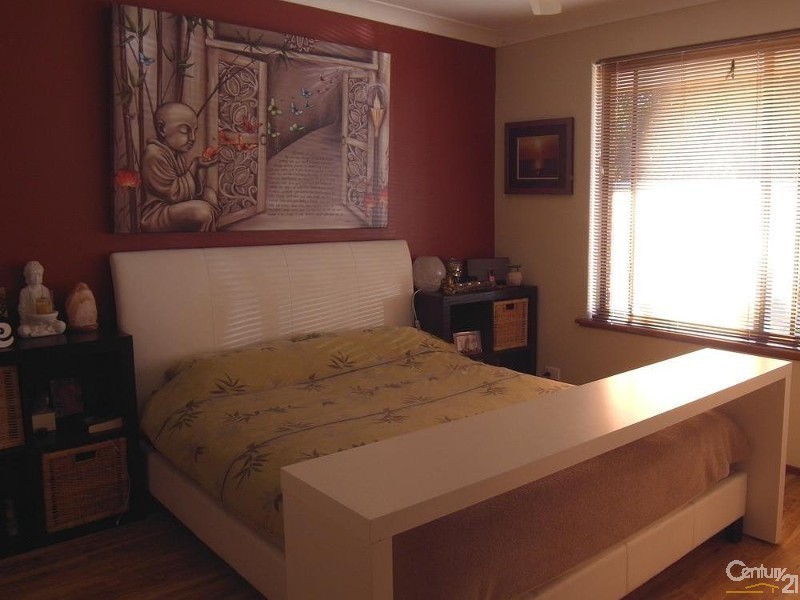 4B Wampum Place, Heathridge WA 6027