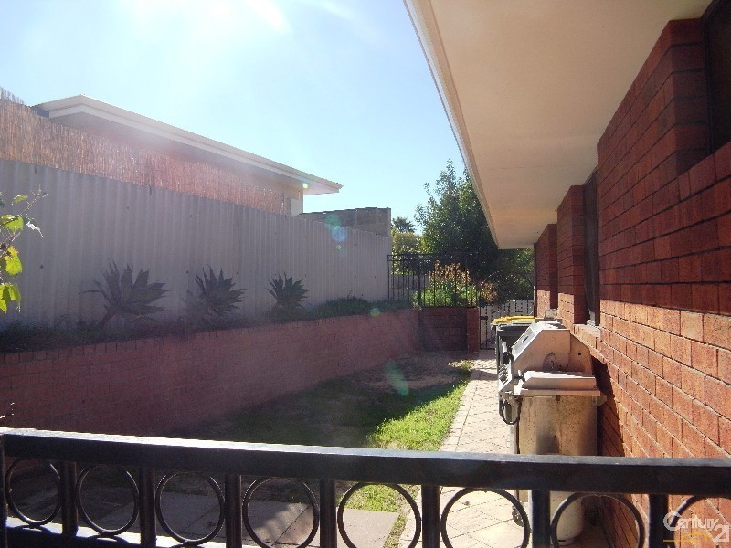 4B Wampum Place, Heathridge WA 6027