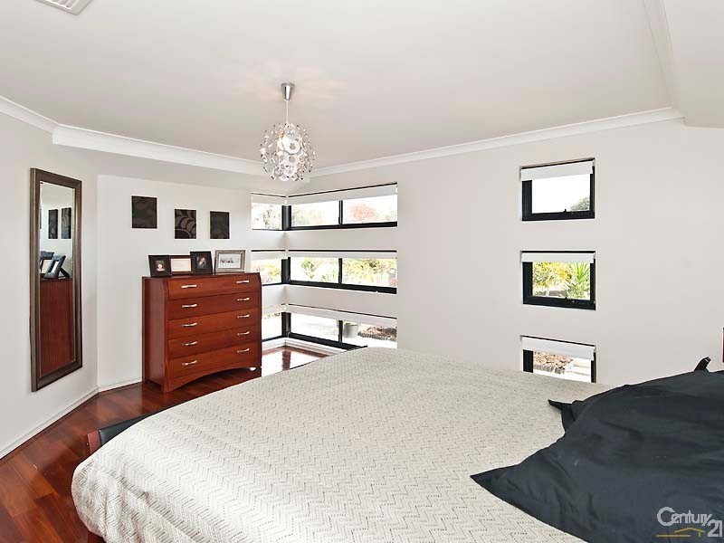 26 Ridgewood Boulevard, Ridgewood WA 6030